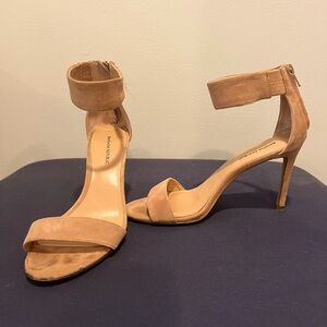 Banana Republic Tan Sandals